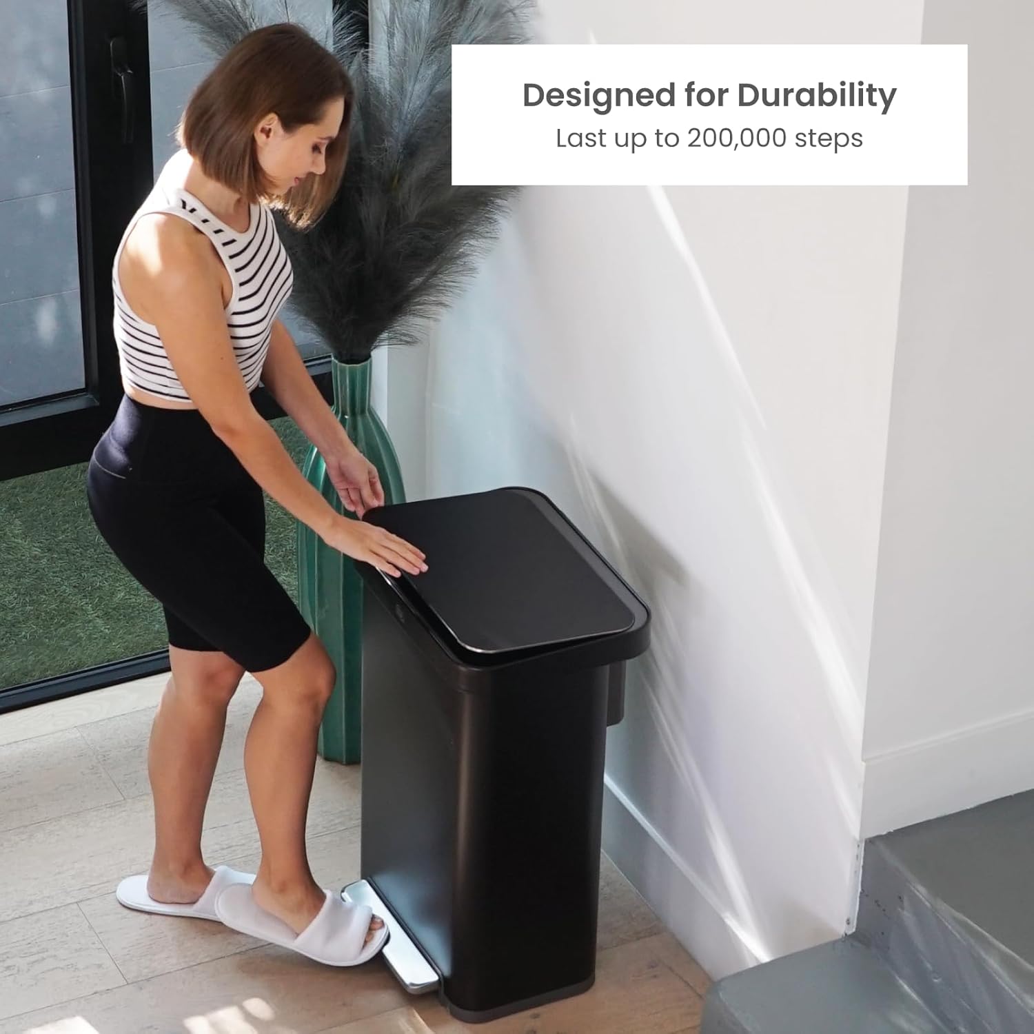 Virtuoso 2.0 - 18.5 Gallon Liner-Free Step Pedal Kitchen Trash Can